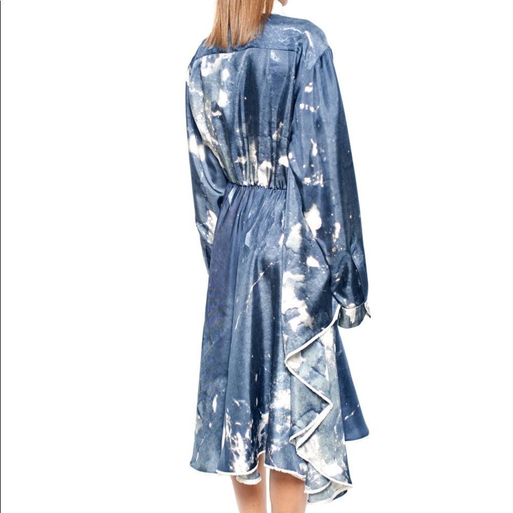 Printed Batwing Shirt Dress - Picture 3 of 4